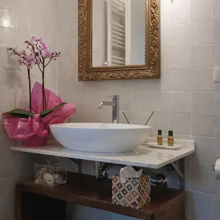 La Funambola Bb Bed & Breakfast 3*